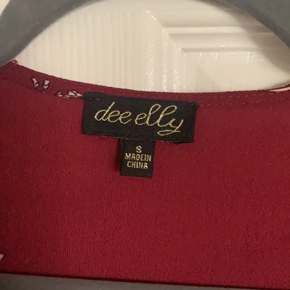 Lulus red floral floor length wrap dress. - Picture 6 of 7